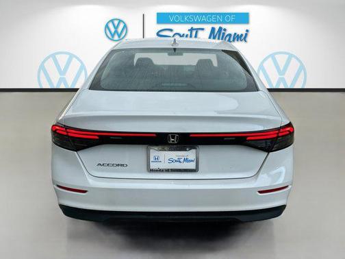 2024 Honda Accord LX 1.5T