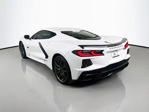 2023 Chevrolet Corvette Stingray w/3LT