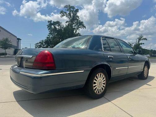 2007 Mercury Grand Marquis 4dr Sedan LS