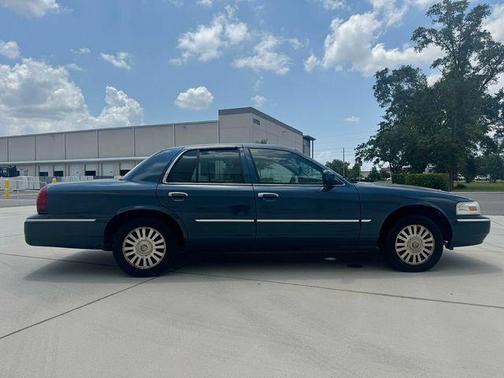 2007 Mercury Grand Marquis 4dr Sedan LS