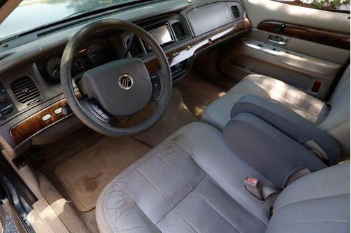 2007 Mercury Grand Marquis 4dr Sedan LS