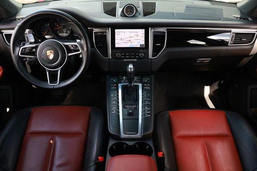 Black 2017 Porsche Macan Macan