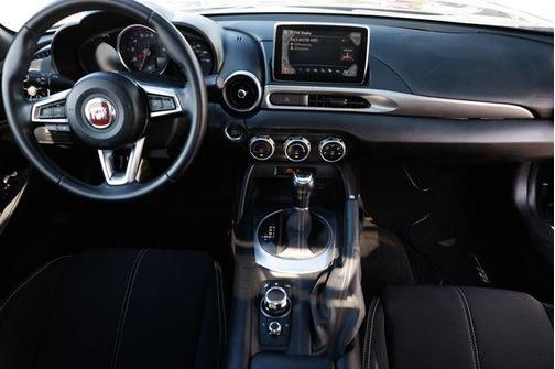 2017 FIAT 124 Spider Base