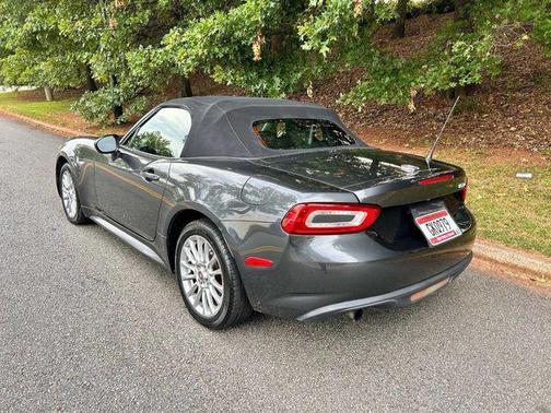 2017 FIAT 124 Spider Base