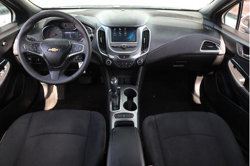 Nightfall Gray Metallic 2017 Chevrolet Cruze LT