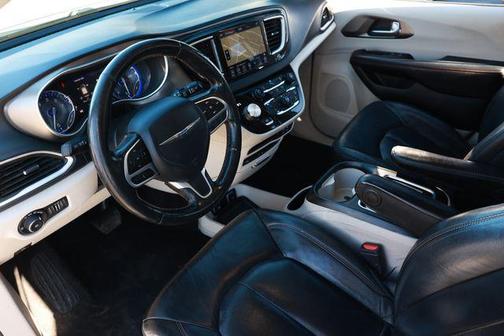 2020 Chrysler Pacifica Touring-L Plus