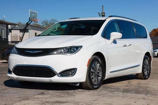 2020 Chrysler Pacifica Touring-L Plus