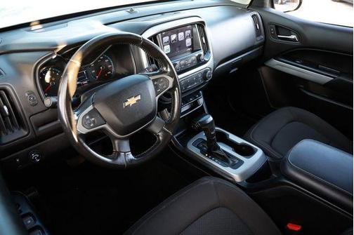 2017 Chevrolet Colorado LT