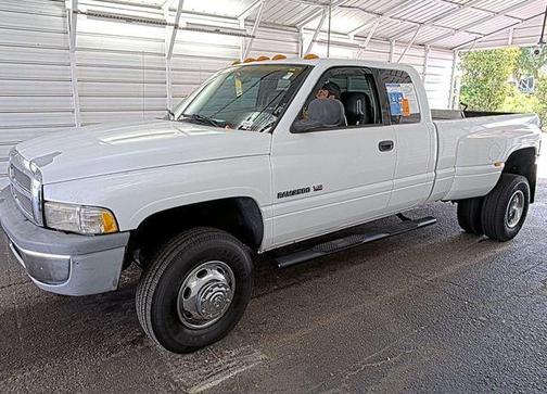 Bright White 2001 Dodge Ram 3500 Quad Cab DRW