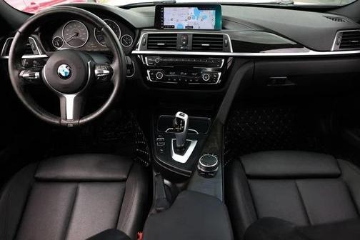 Alpine White 2018 BMW 330 xDrive