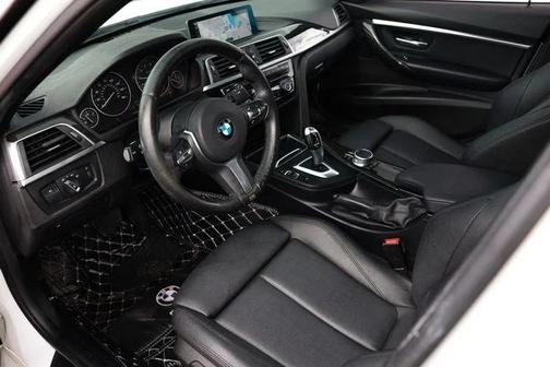 Alpine White 2018 BMW 330 xDrive
