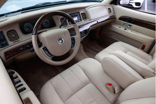 2011 Mercury Grand Marquis LS