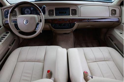 2011 Mercury Grand Marquis 4dr Sedan LS