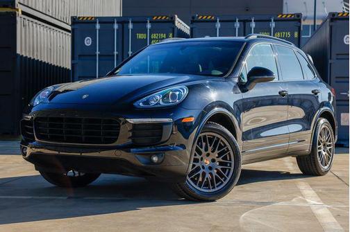 2018 Porsche Cayenne Platinum Edition
