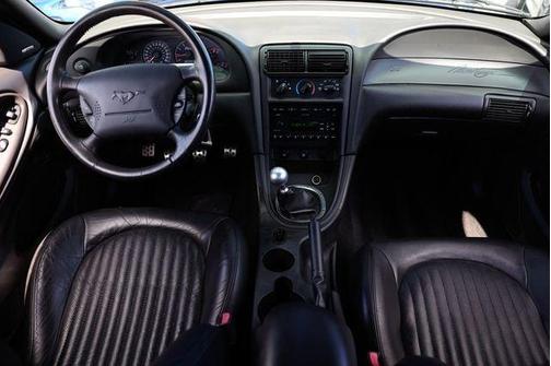 2001 Ford Mustang GT
