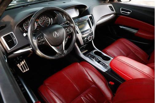 2018 Acura TLX Technology