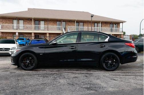 2017 INFINITI Q50 3.0t Signature Edition
