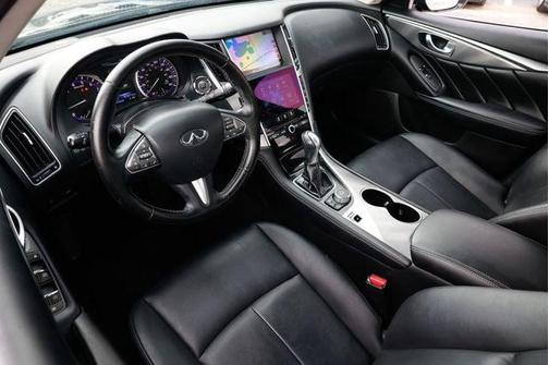 2017 INFINITI Q50 3.0t Signature Edition