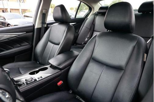 2017 INFINITI Q50 3.0t Signature Edition