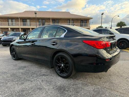 2017 INFINITI Q50 3.0t Signature Edition