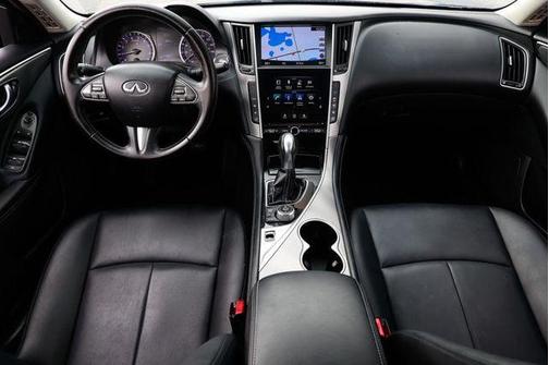 2017 INFINITI Q50 3.0t Signature Edition
