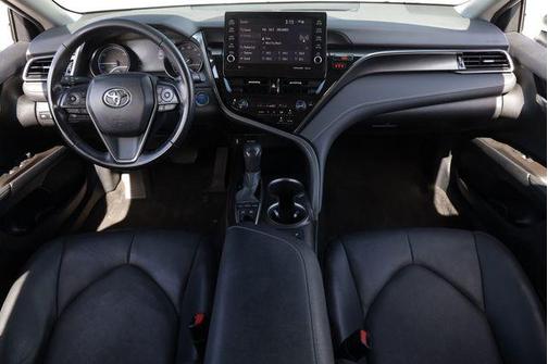 Wind Chill Pearl 2021 Toyota Camry XSE