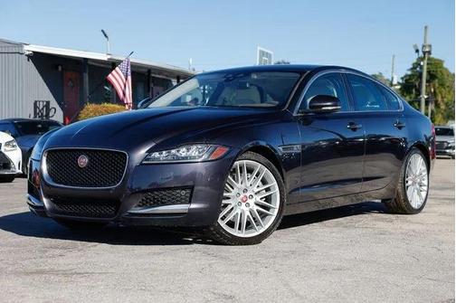 2017 Jaguar XF 35t Prestige