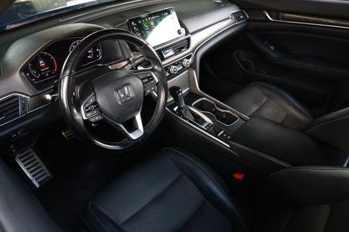 Still Night Pearl 2018 Honda Accord Sport