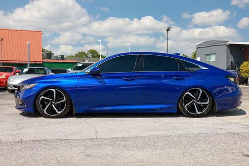 Still Night Pearl 2018 Honda Accord Sport