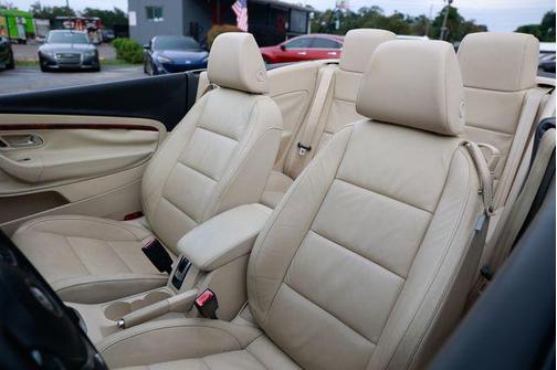 2012 Volkswagen Eos Lux