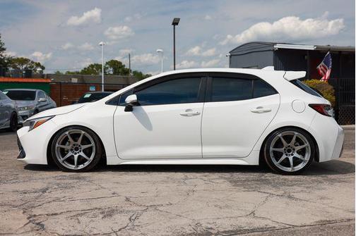 Ice Cap 2024 Toyota Corolla SE