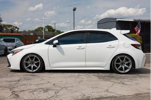 Ice Cap 2024 Toyota Corolla SE