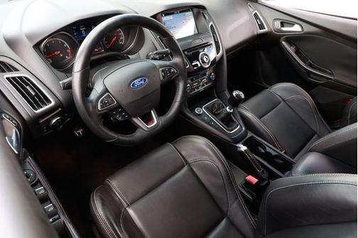 2016 Ford Focus ST 