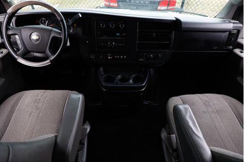 2018 Chevrolet Express 3500 LT