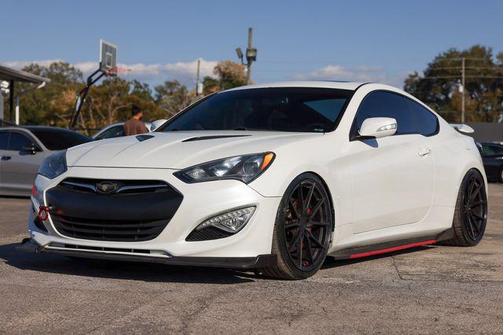 2013 Hyundai Genesis Coupe 3.8 Track