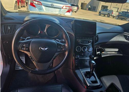 2013 Hyundai Genesis Coupe 3.8 Track