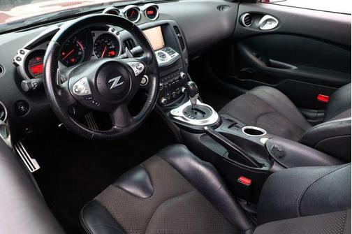 2015 Nissan 370Z Touring