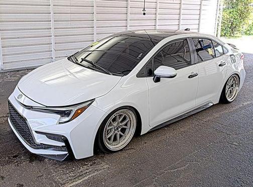 Ice Cap 2024 Toyota Corolla SE