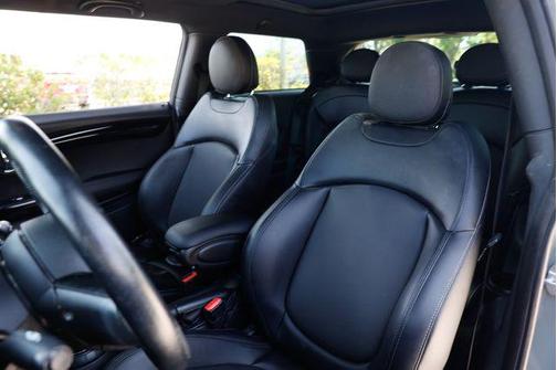 2017 MINI Hardtop Cooper