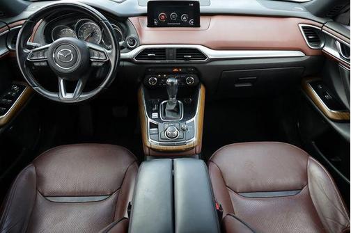 Machine Gray Metallic 2017 Mazda CX-9 Signature