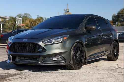 2016 Ford Focus ST 