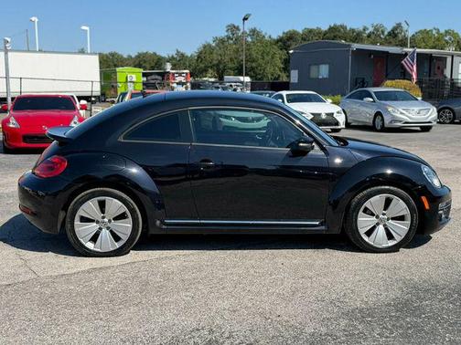 2014 Volkswagen Beetle DSG 2.0T R-Line