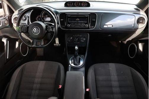 2014 Volkswagen Beetle DSG 2.0T R-Line