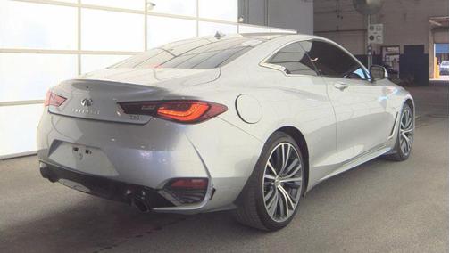 2017 INFINITI Q60 2.0t Premium