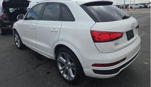 Cortina White 2018 Audi Q3 2.0 TFSI Premium FWD