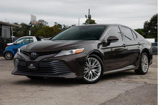 2019 Toyota Camry XLE