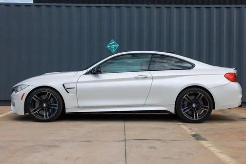 Alpine White 2015 BMW M4 Base