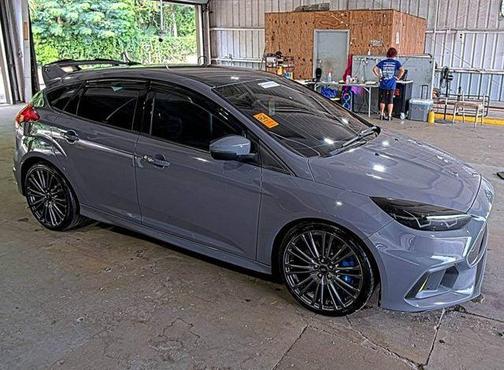 Magnetic 2016 Ford Focus RS Base