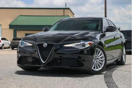 2021 Alfa Romeo Giulia Base