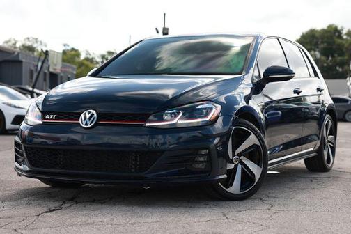 Night Blue Metallic 2018 Volkswagen Golf GTI 2.0T S 4-Door
